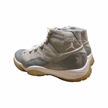 Load image into Gallery viewer, Jordan 11 “Cool Grey”
