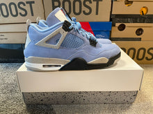 Load image into Gallery viewer, Jordan 4 “University Blue”
