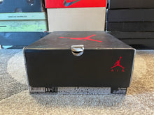 Load image into Gallery viewer, Jordan 5 “Black Metallic”
