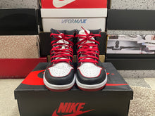 Load image into Gallery viewer, Jordan 1 “Bloodline”
