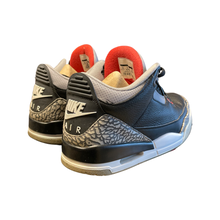 Load image into Gallery viewer, Jordan 3 “Black Cement”
