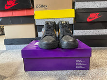 Load image into Gallery viewer, DS Nike SB “Supreme”
