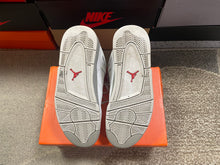 Load image into Gallery viewer, Jordan 4 “White Oreo”
