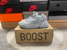 Load image into Gallery viewer, Yeezy 700 “Hospital Blue”
