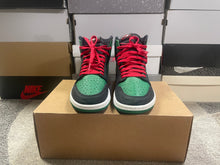 Load image into Gallery viewer, Jordan 1 “Pine Green”
