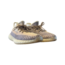Load image into Gallery viewer, Yeezy 350 “Ash Pearl”
