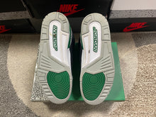 Load image into Gallery viewer, VNDS Jordan 3 “Pine Green”
