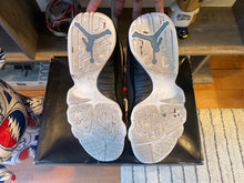 Load image into Gallery viewer, Jordan 9 “University Blue”
