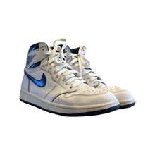 Load image into Gallery viewer, Jordan 1 “Metallic Navy”
