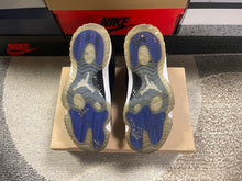 Load image into Gallery viewer, Jordan 11 “Space Jam”
