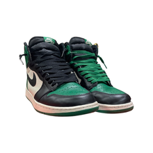 Load image into Gallery viewer, Jordan 1 “Pine Green”
