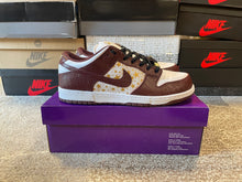 Load image into Gallery viewer, DS Nike SB Dunk Low “Supreme Barkroot Brown”
