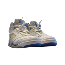 Load image into Gallery viewer, Jordan 5 “Stealth”
