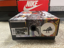 Load image into Gallery viewer, Jordan 5 “Easter”
