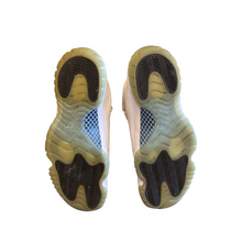 Load image into Gallery viewer, Jordan 11 “Legend Blue”
