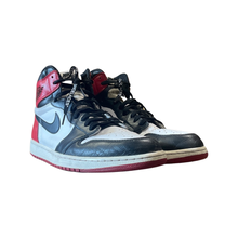 Load image into Gallery viewer, 2016 Jordan 1 “Black Toe”
