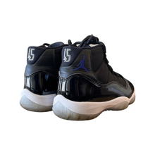 Load image into Gallery viewer, Jordan 11 “Space Jam”
