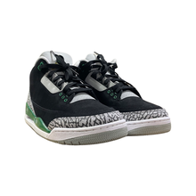 Load image into Gallery viewer, VNDS Jordan 3 "Pine Green"
