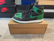 Load image into Gallery viewer, Jordan 1 “Pine Green”
