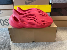 Load image into Gallery viewer, Yeezy Foam Runner “Vermillion”

