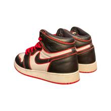 Load image into Gallery viewer, Jordan 1 “Bloodline”
