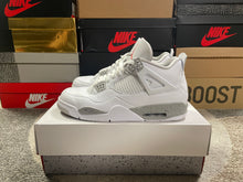 Load image into Gallery viewer, Jordan 4 “White Oreo”
