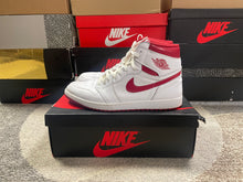 Load image into Gallery viewer, Jordan 1 “Metallic Red”
