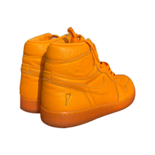 Load image into Gallery viewer, Jordan 1 “Gatorade Orange Peel”
