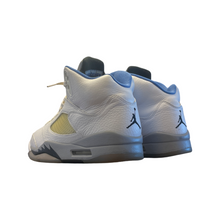 Load image into Gallery viewer, Jordan 5 “Stealth”

