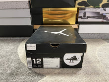 Load image into Gallery viewer, Jordan 11 Low “Green Snakeskin”
