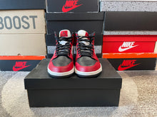Load image into Gallery viewer, VNDS Jordan 1 Mid “Chicago Black Toe”
