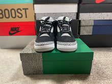 Load image into Gallery viewer, VNDS Jordan 3 "Pine Green"
