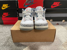 Load image into Gallery viewer, Jordan 3 “True Blue”
