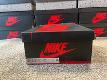 Load image into Gallery viewer, Jordan 1 “Bloodline”
