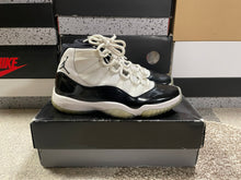 Load image into Gallery viewer, Jordan 11 “Concord”
