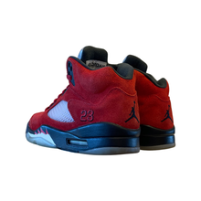 Load image into Gallery viewer, Jordan 5 “Raging Bull”

