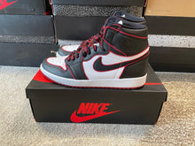 Load image into Gallery viewer, Jordan 1 “Bloodline”
