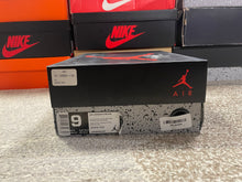 Load image into Gallery viewer, 2012 Jordan 4 “Bred”
