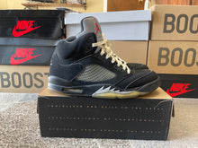 Load image into Gallery viewer, 2016 Jordan 5 “Black Metallic”
