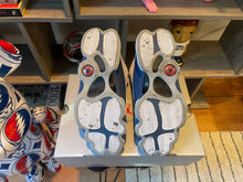 Load image into Gallery viewer, VNDS Jordan 13 “French Blue”

