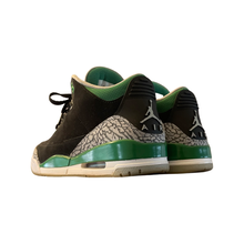 Load image into Gallery viewer, Jordan 3 “Pine Green”
