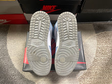 Load image into Gallery viewer, Jordan 1 “University Blue”
