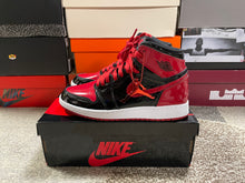 Load image into Gallery viewer, VNDS Jordan 1 “Patent Bred”
