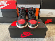 Load image into Gallery viewer, 2016 Jordan 1 “Banned”

