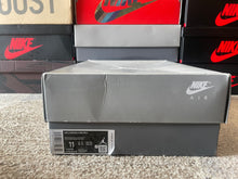 Load image into Gallery viewer, Jordan 11 “Cool Grey”
