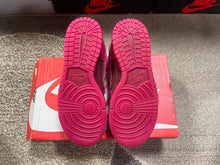 Load image into Gallery viewer, DS Nike Dunk Low “Valentine’s Day”

