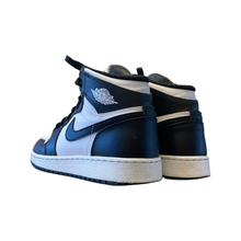 Load image into Gallery viewer, 2014 Jordan 1 “Black White”

