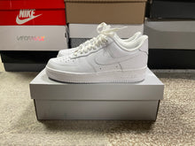 Load image into Gallery viewer, VNDS Nike Air Force 1 “Triple White”
