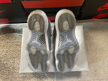 Load image into Gallery viewer, Jordan 11 “Cool Grey”
