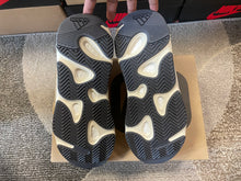 Load image into Gallery viewer, VNDS Yeezy 700 “Analog”

